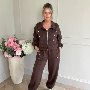 Luxe comfy set met zilveren knopen
